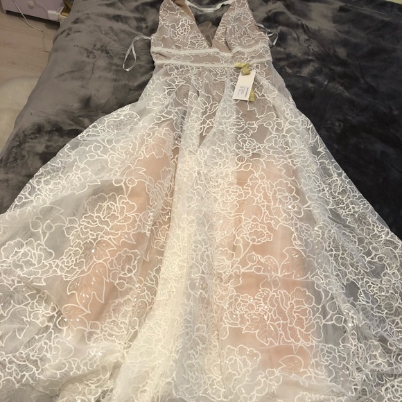 SALE!!!New! Bronx and Banco EMILY GOWN - Picture 7 of 7